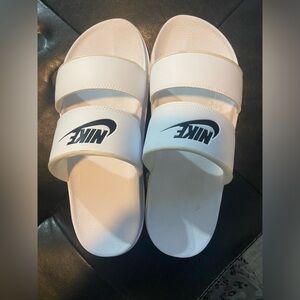 Nike off our duo slides size 11